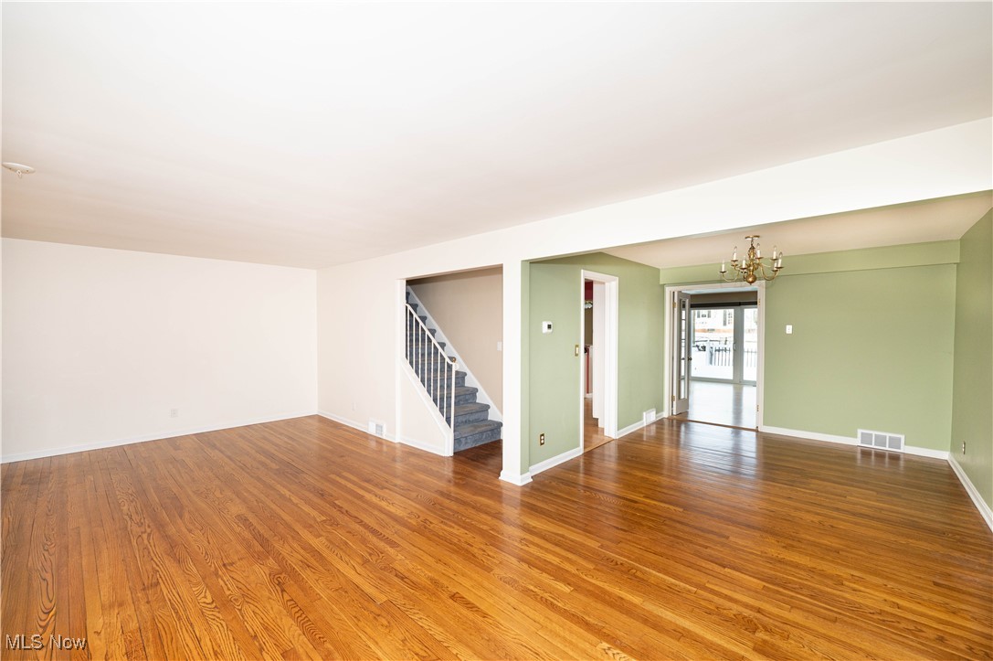 1120 Croyden Road Lyndhurst OH 44124