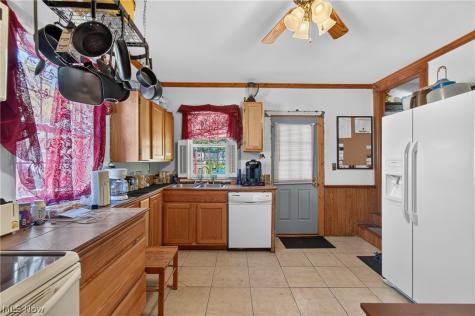 922 1st Street NE Massillon OH 44646