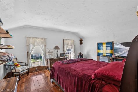 922 1st Street NE Massillon OH 44646