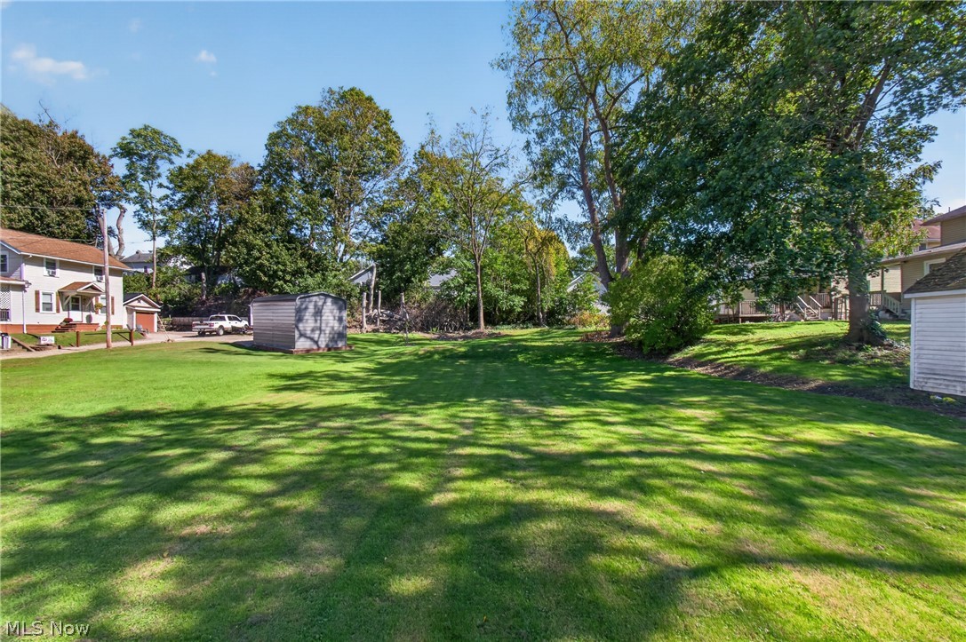 922 1st Street NE Massillon OH 44646