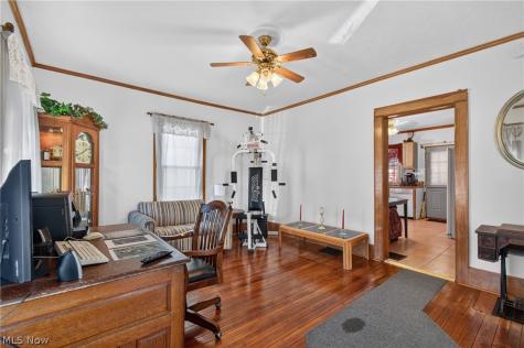 922 1st Street NE Massillon OH 44646