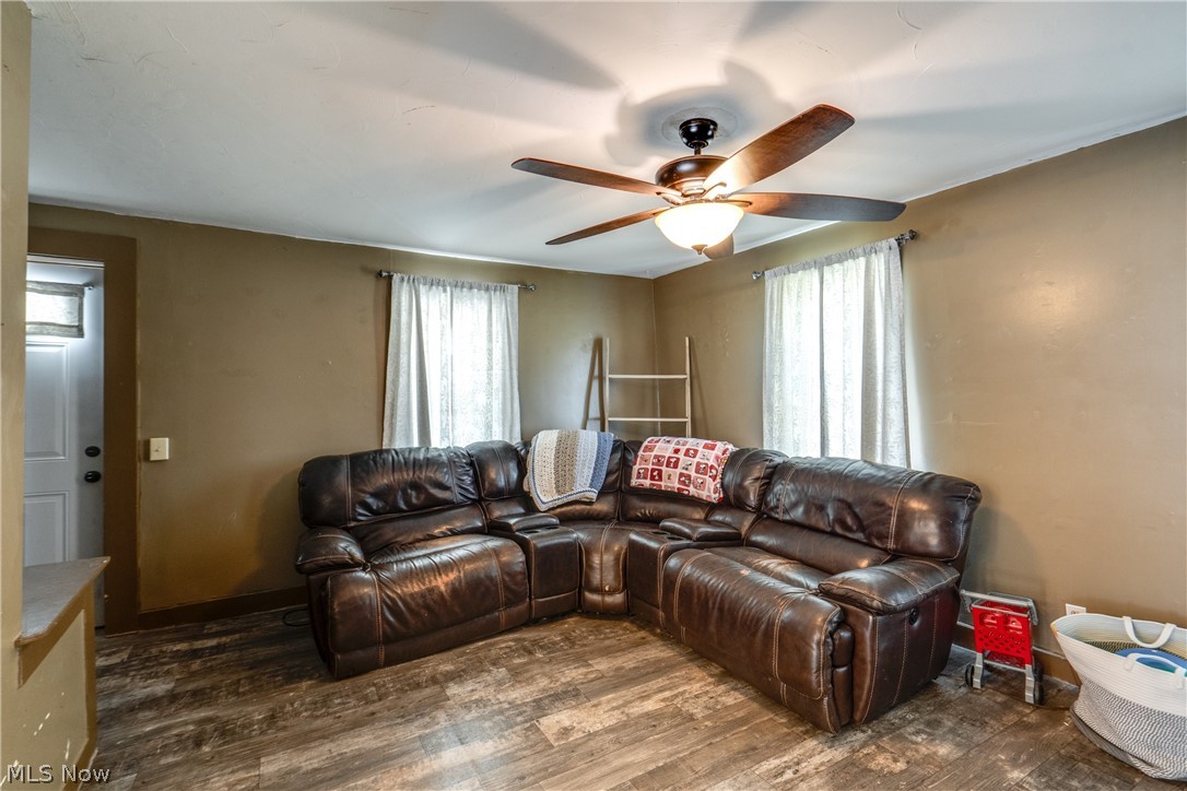 202 S Market Street Shreve OH 44676