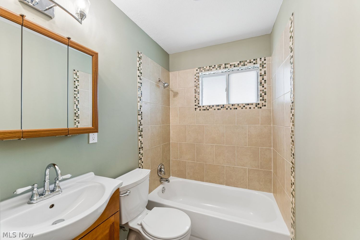 701 Denison Avenue Elyria OH 44035