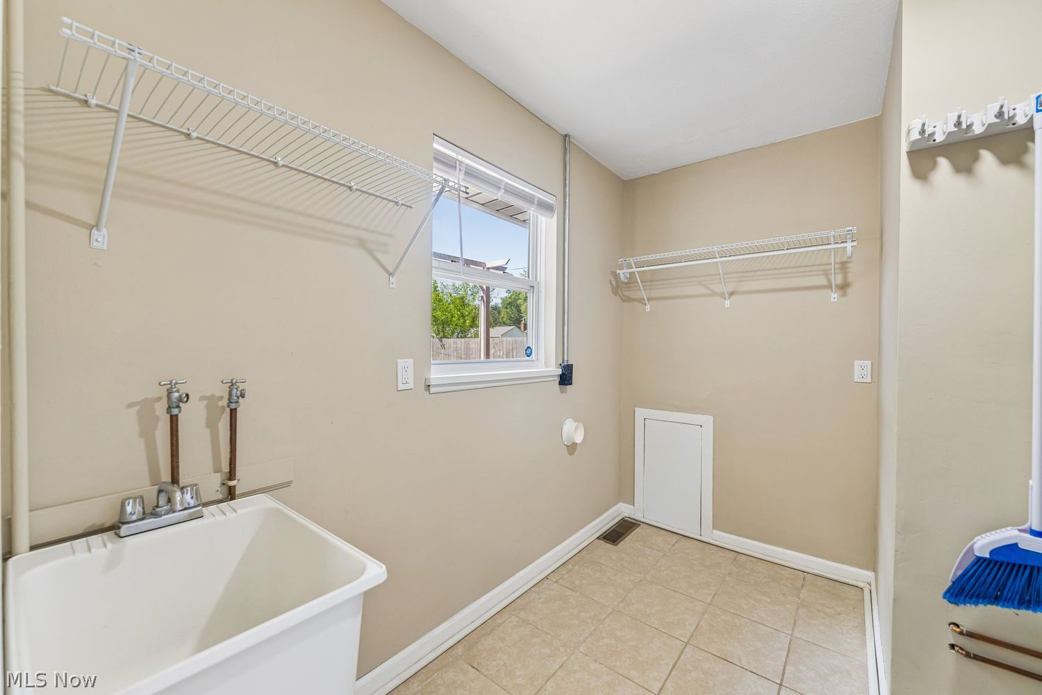 701 Denison Avenue Elyria OH 44035