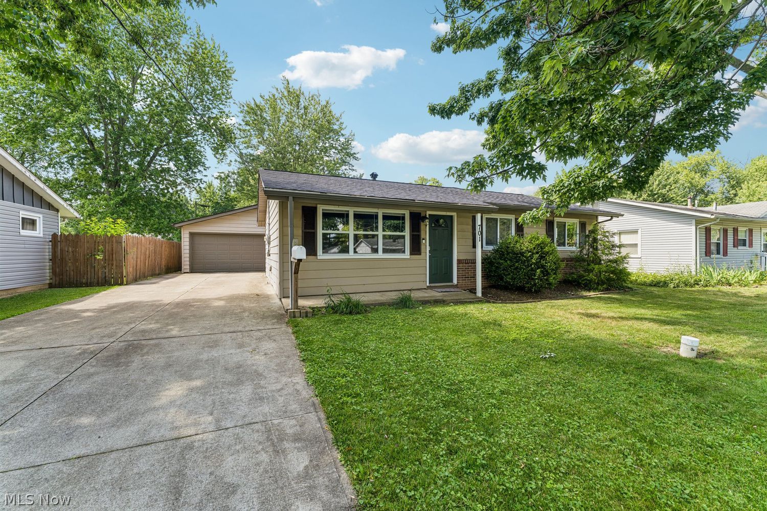701 Denison Avenue Elyria OH 44035