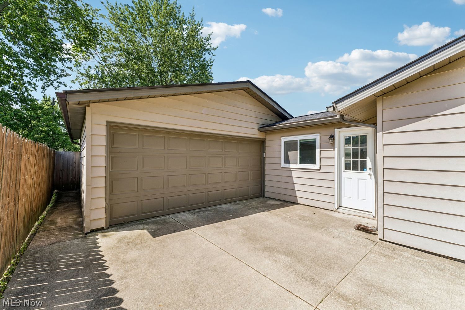 701 Denison Avenue Elyria OH 44035