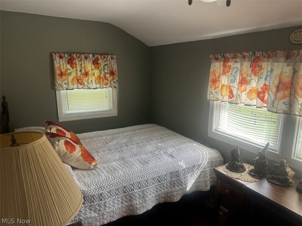 1041 Township Road 371 Toronto OH 43964