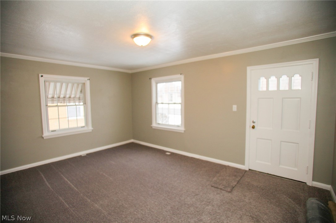 2211 Myrtle Avenue NW Canton OH 44709