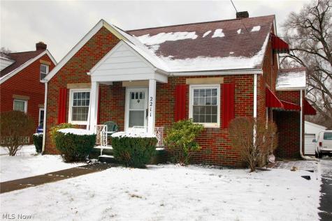 2211 Myrtle Avenue NW Canton OH 44709