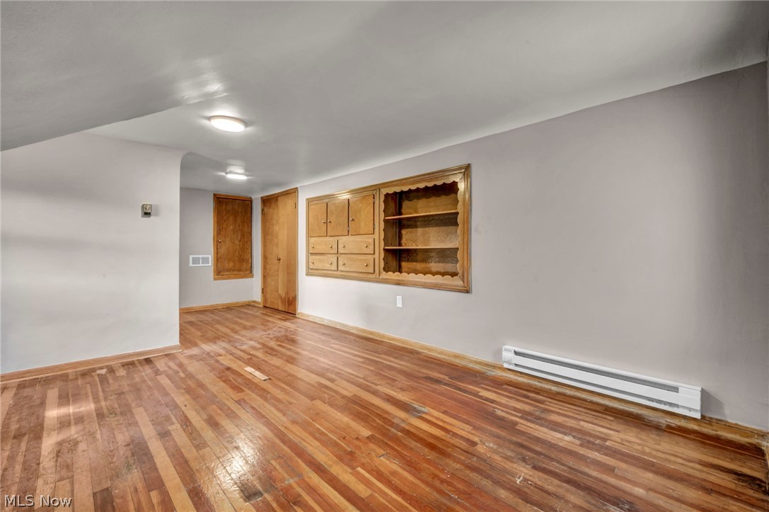 4735 Lawrence Avenue Garfield Heights OH 44125