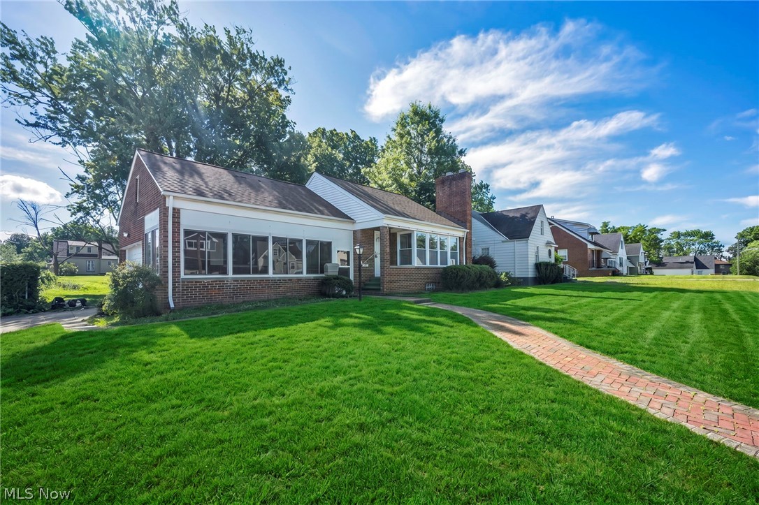 4735 Lawrence Avenue Garfield Heights OH 44125