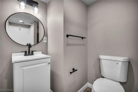 4735 Lawrence Avenue Garfield Heights OH 44125