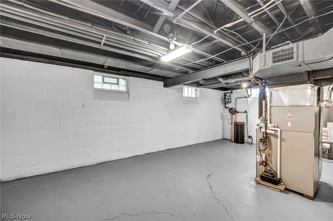 4735 Lawrence Avenue Garfield Heights OH 44125