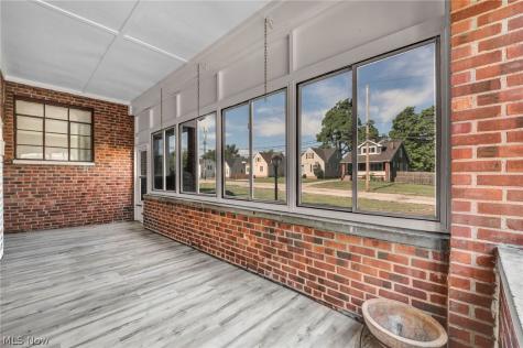 4735 Lawrence Avenue Garfield Heights OH 44125