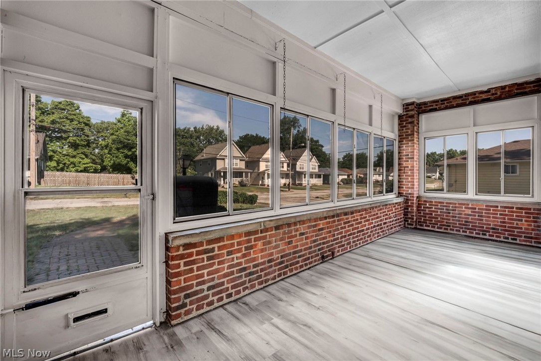 4735 Lawrence Avenue Garfield Heights OH 44125