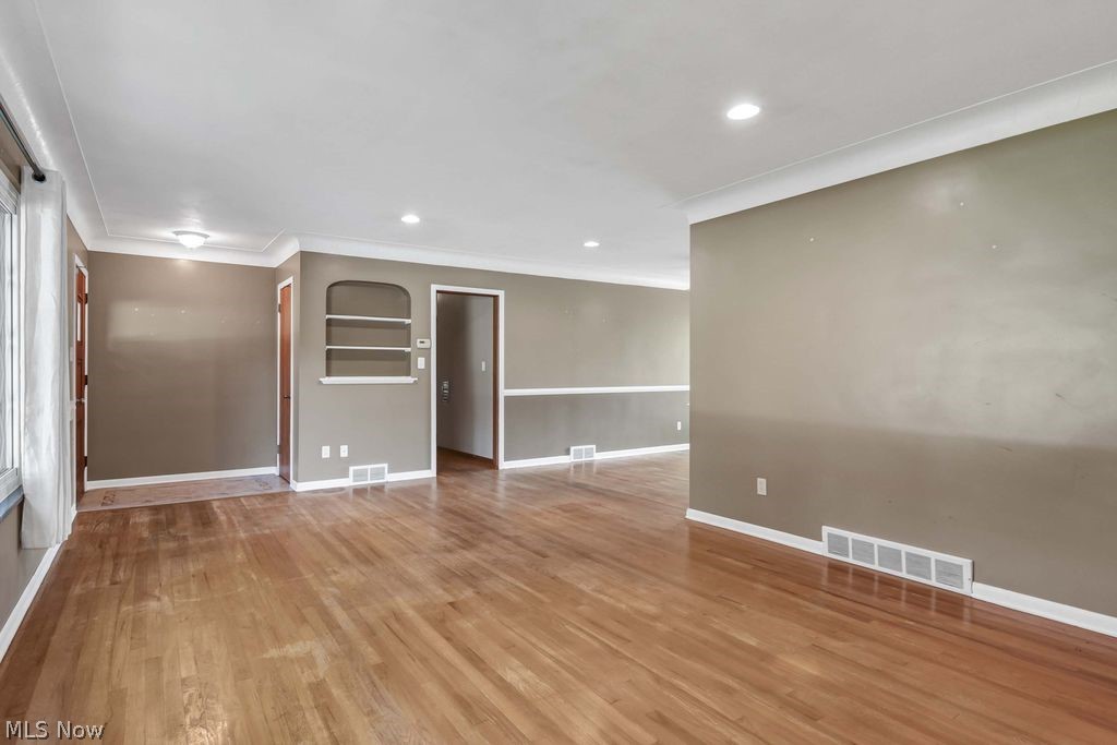 8756 Royalhaven Drive North Royalton OH 44133