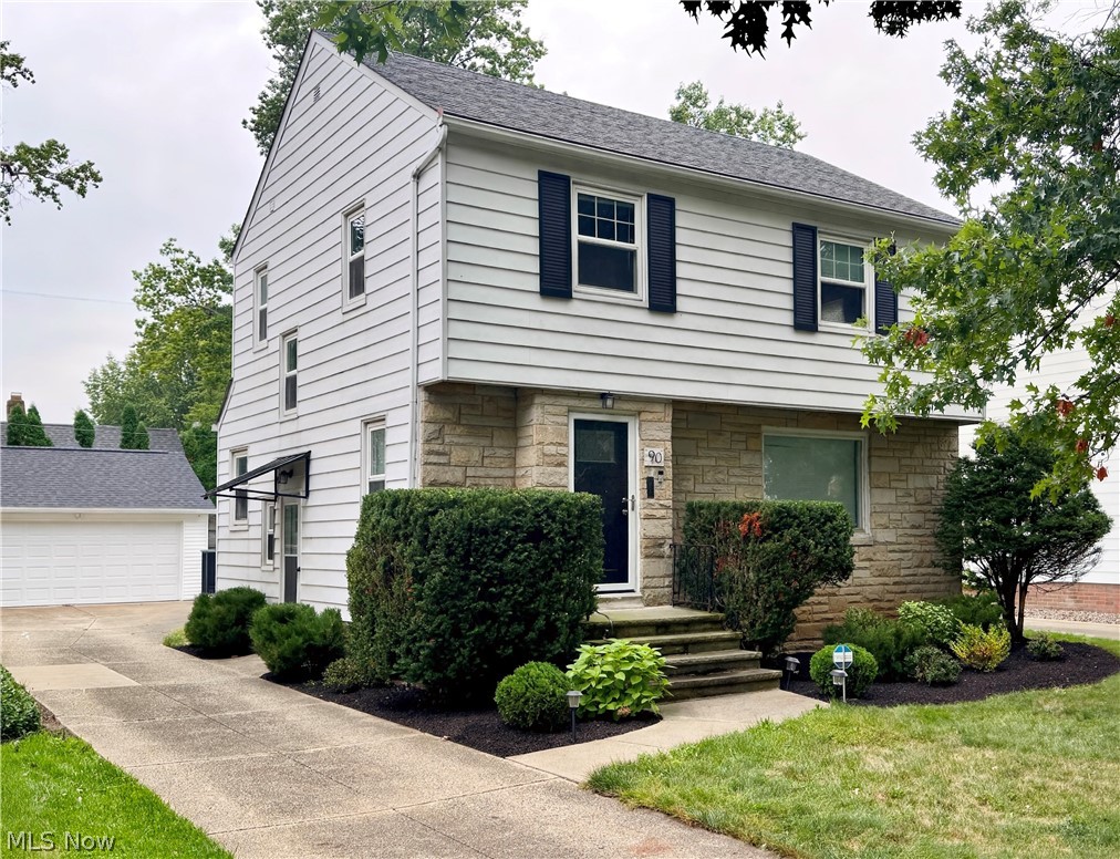 90 E 207th Street Euclid OH 44123