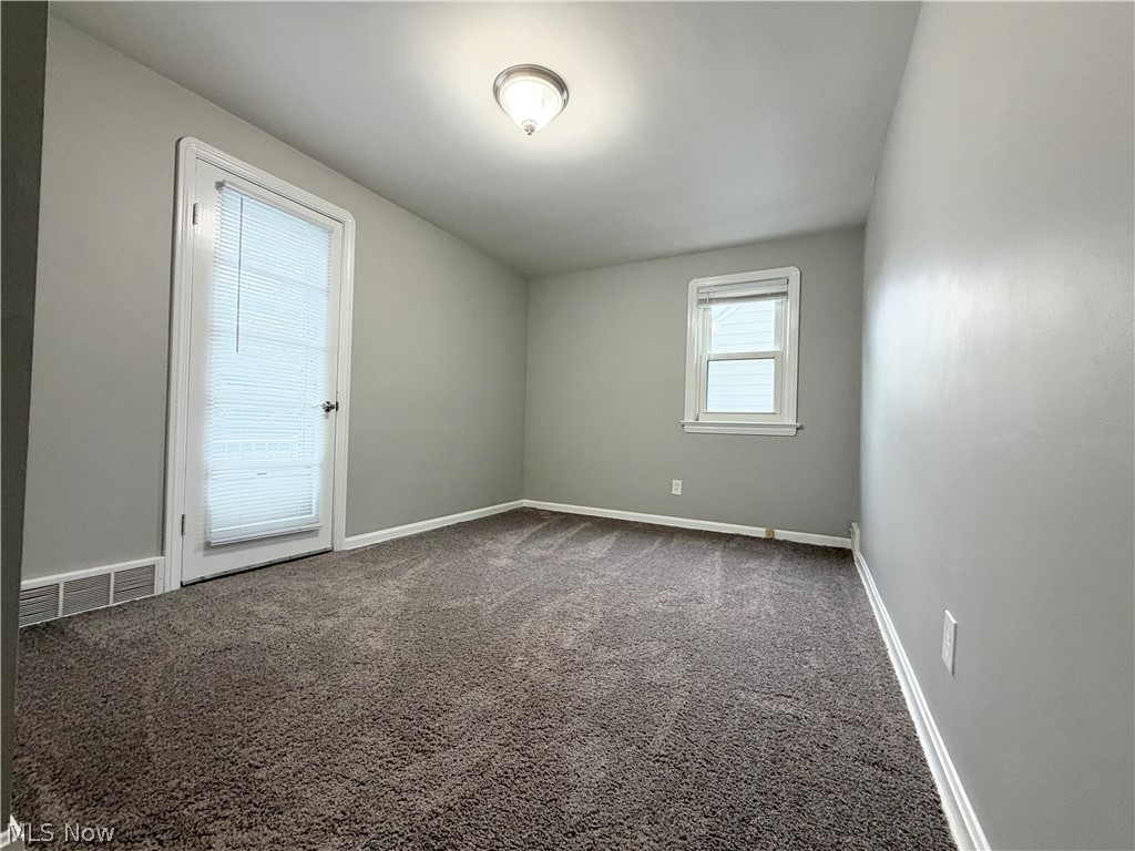 90 E 207th Street Euclid OH 44123