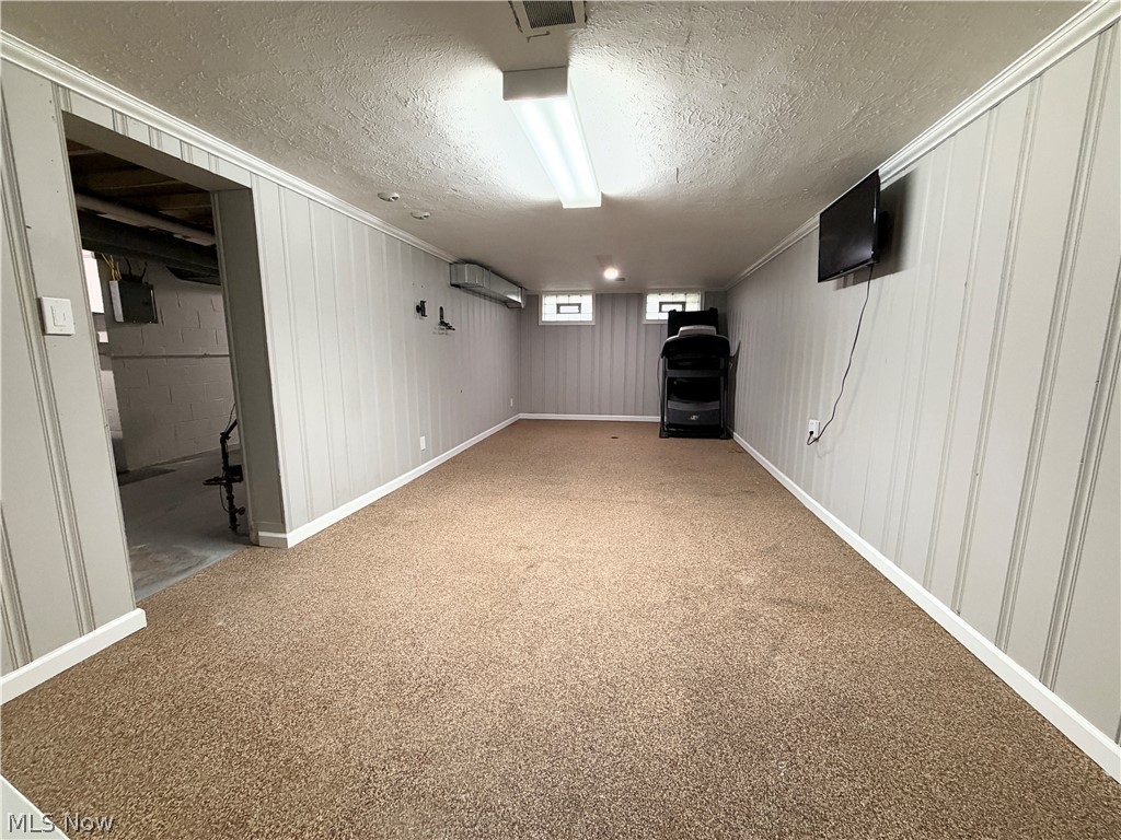 90 E 207th Street Euclid OH 44123
