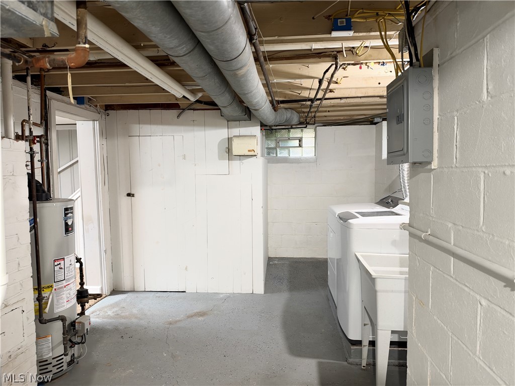 90 E 207th Street Euclid OH 44123
