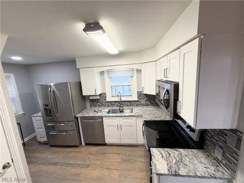 90 E 207th Street Euclid OH 44123