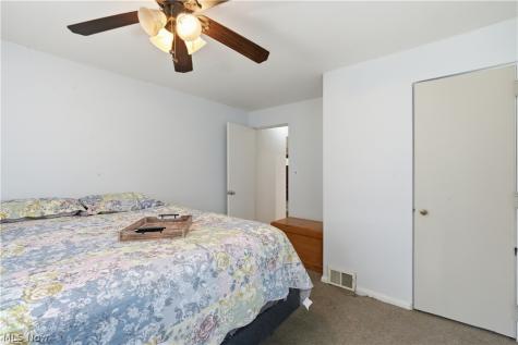 829 Lake Drive Ashland OH 44805