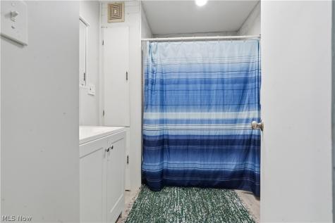 829 Lake Drive Ashland OH 44805