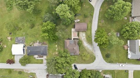 829 Lake Drive Ashland OH 44805