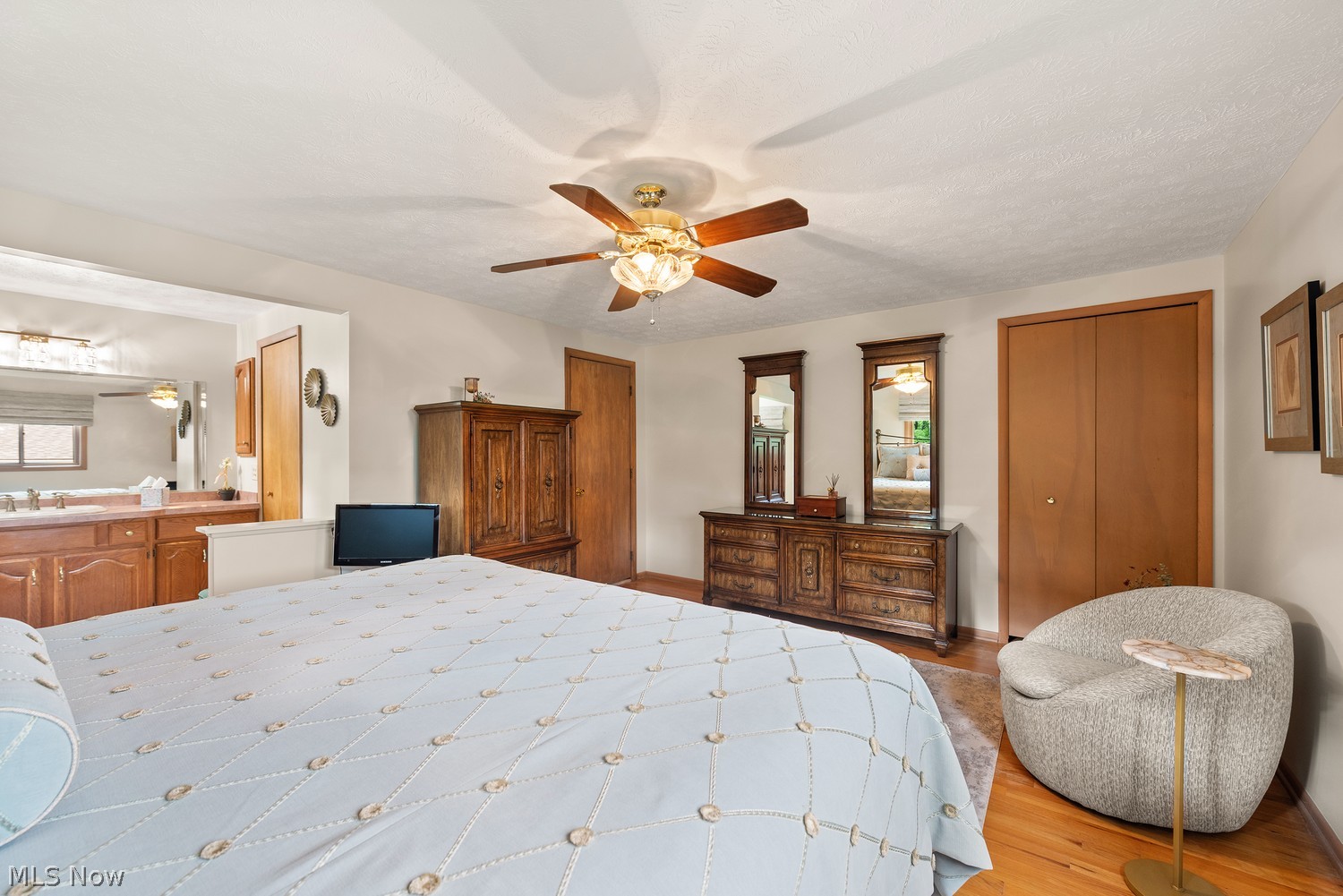 6501 Bayberry Drive Seven Hills OH 44131