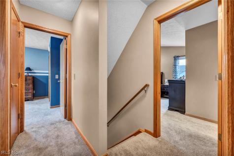 5704 Halwick Drive Ravenna OH 44266