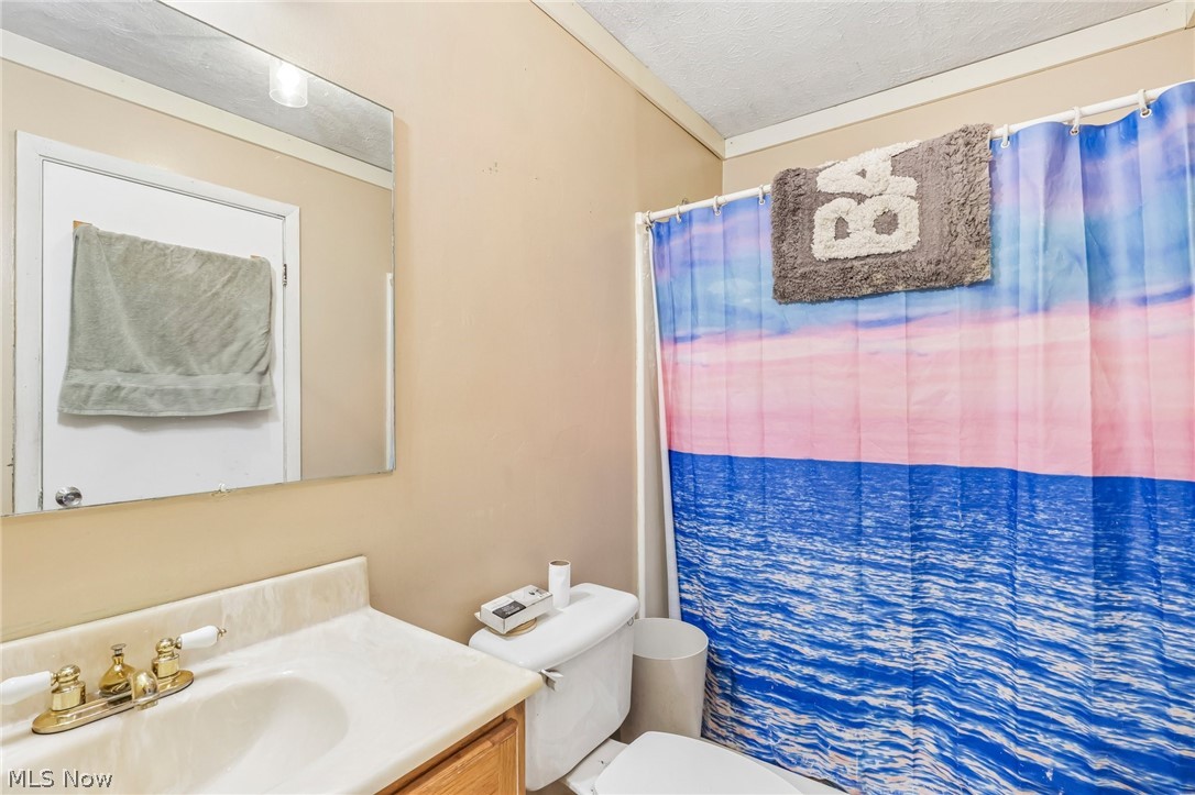 2960 Rome Rock Creek Road Rock Creek OH 44084