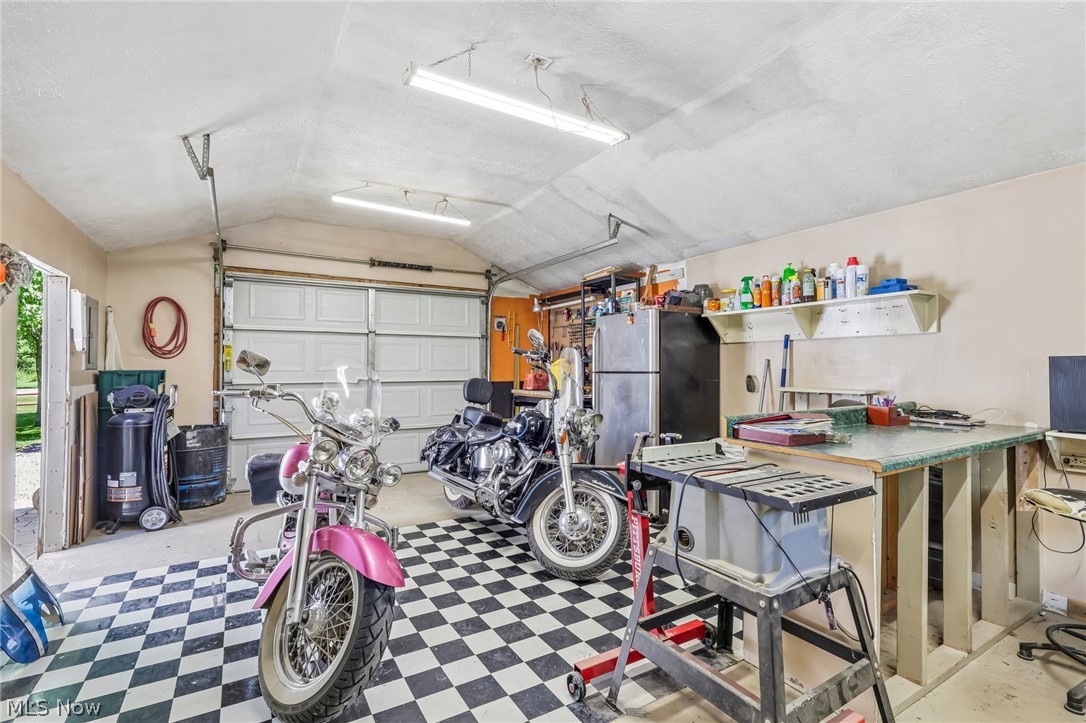 2960 Rome Rock Creek Road Rock Creek OH 44084