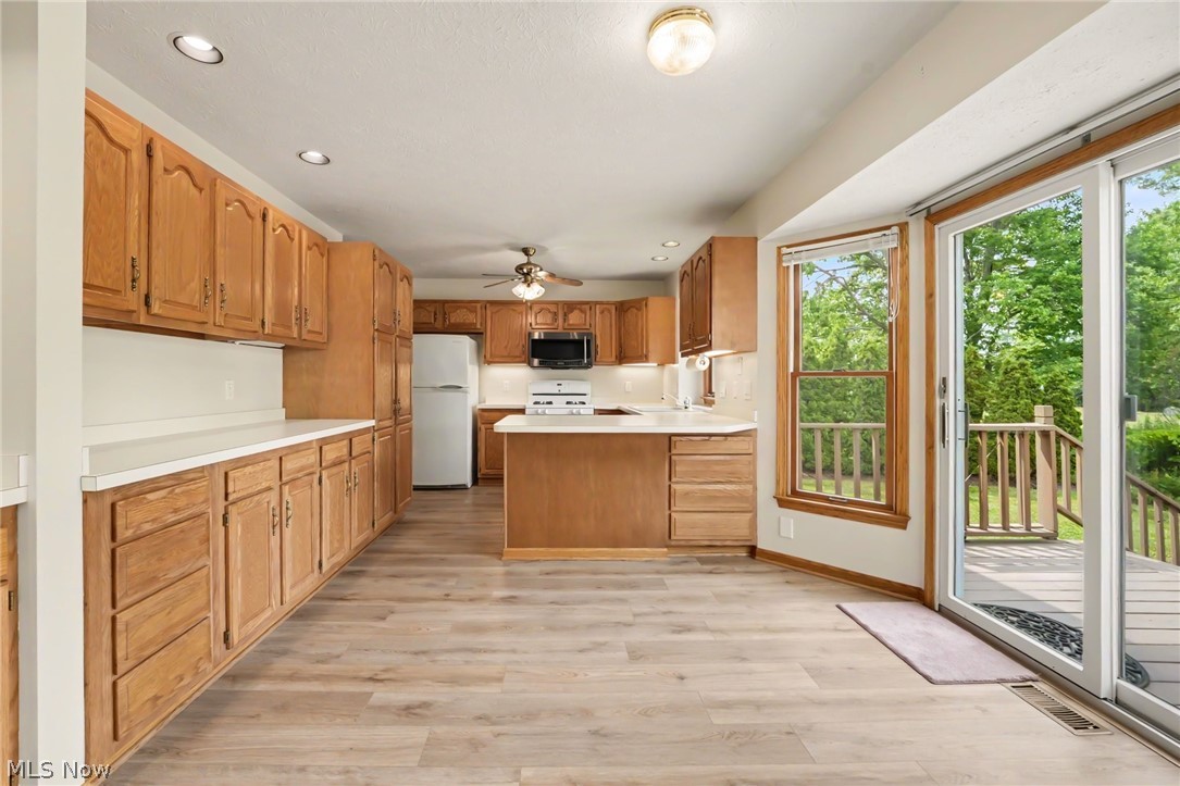 13874 Radcliffe Road Leroy OH 44077