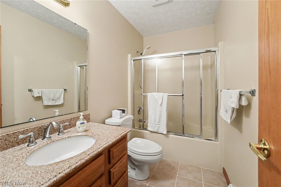 13874 Radcliffe Road Leroy OH 44077
