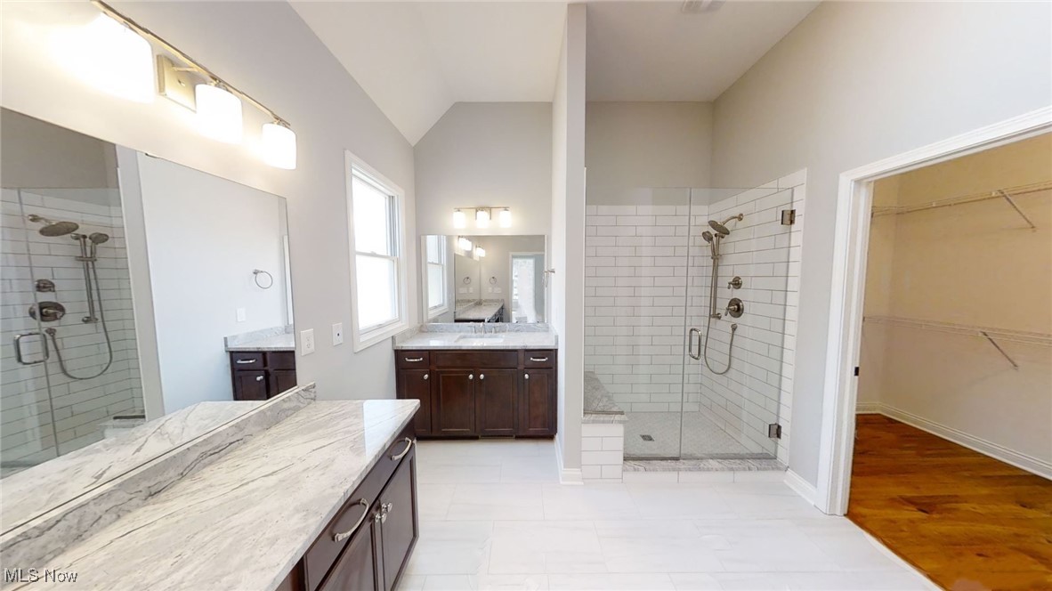 S/l 19 Autumn Court Avon OH 44011