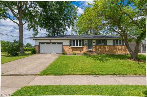 632 Woodmere Drive Berea OH 44017
