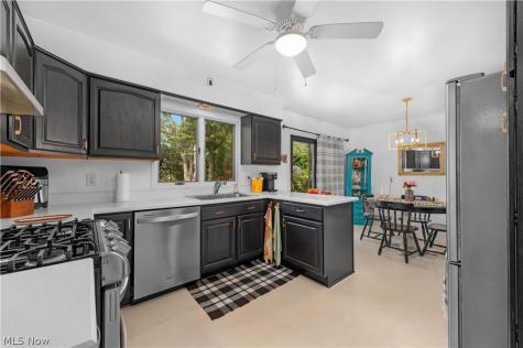 632 Woodmere Drive Berea OH 44017