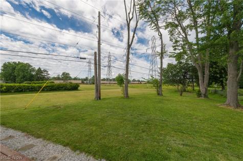 632 Woodmere Drive Berea OH 44017