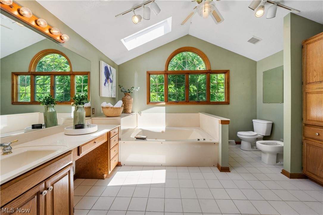 1545 Woodlake Boulevard Stow OH 44224