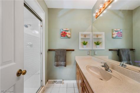 1545 Woodlake Boulevard Stow OH 44224