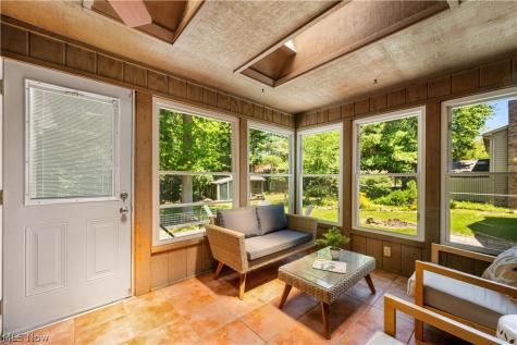 1545 Woodlake Boulevard Stow OH 44224