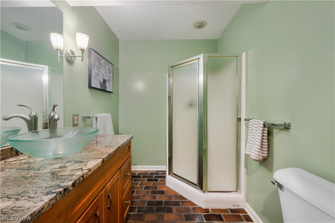 1545 Woodlake Boulevard Stow OH 44224