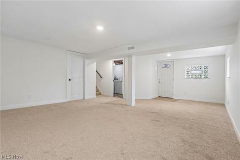 6305 Meadowbrook Drive Mentor OH 44060