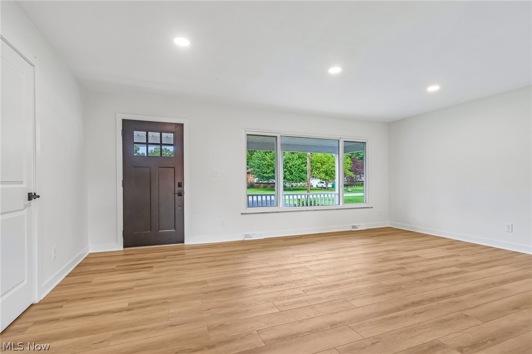 6305 Meadowbrook Drive Mentor OH 44060