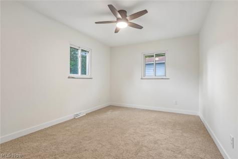 6305 Meadowbrook Drive Mentor OH 44060