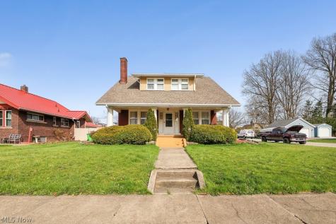2144 Ridgewood Avenue Alliance OH 44601