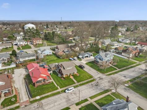 2144 Ridgewood Avenue Alliance OH 44601