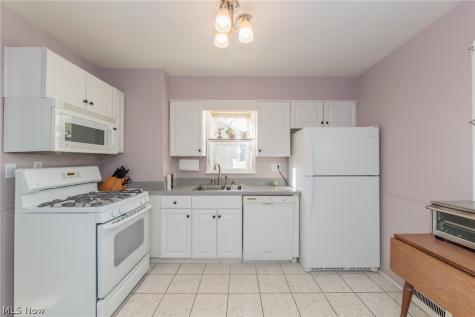 3206 W 138th Street Cleveland OH 44111