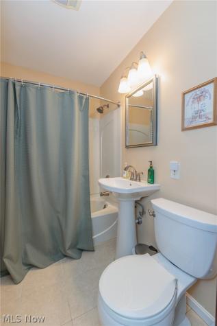 3206 W 138th Street Cleveland OH 44111