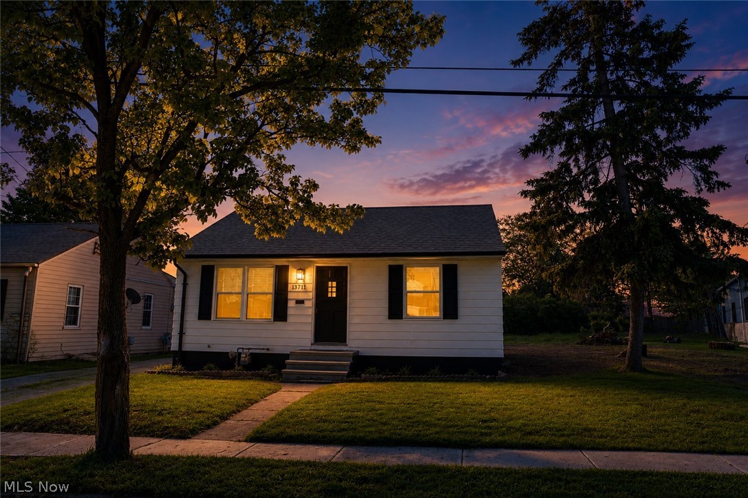 13711 Bennington Avenue Cleveland OH 44135